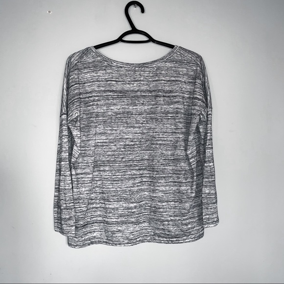 Zara • long sleeved, drop shoulder top - Picture 4 of 5